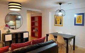 LC Apartamentos César Augusto
