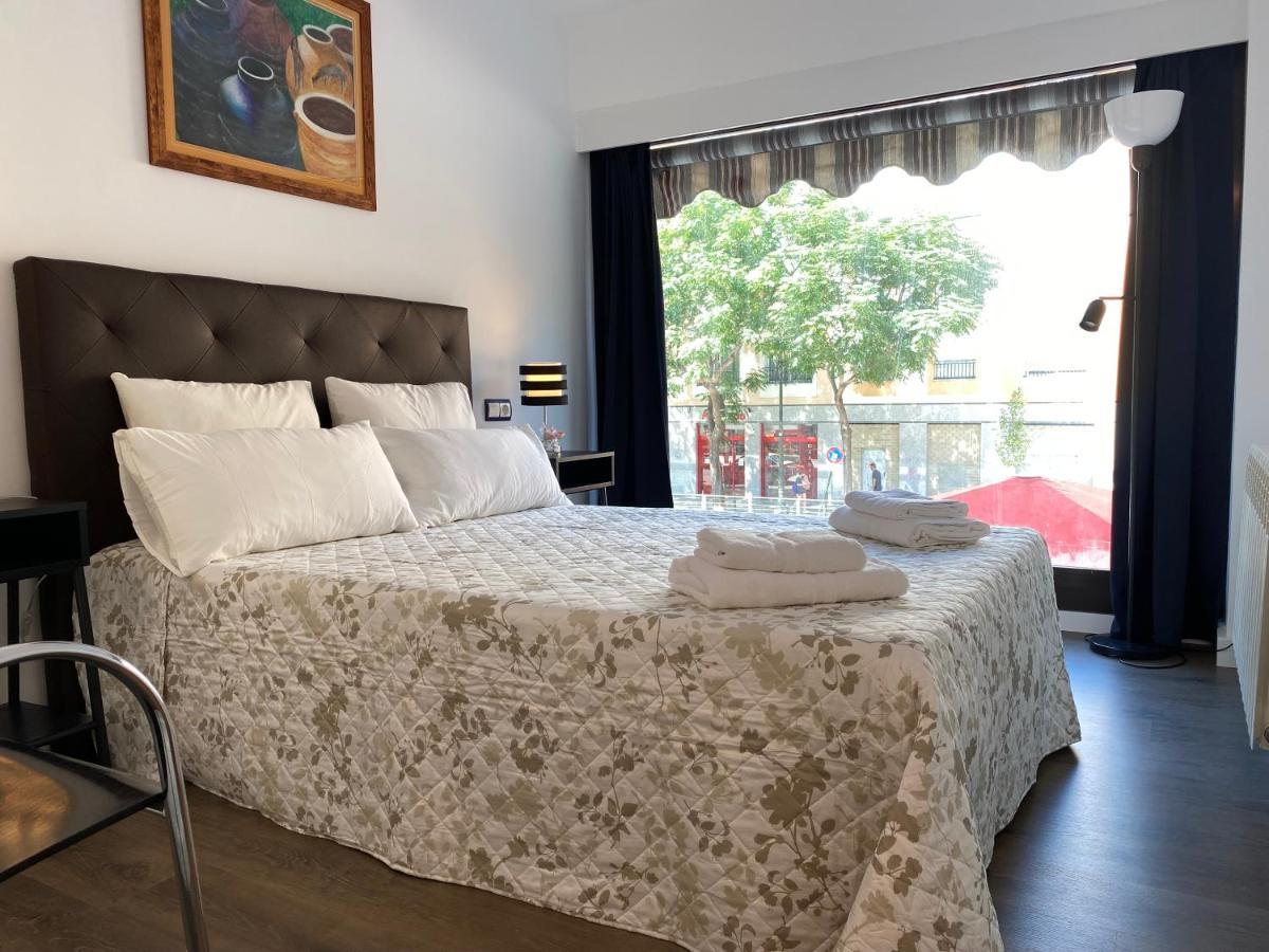 LC Apartamentos César Augusto Saragosse Extérieur photo